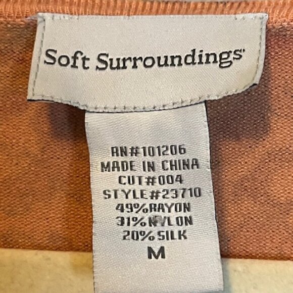 Soft Surroundings‎ Blouse Women's Size Medium Floral Beaded Red Pink - Picture 3 of 3